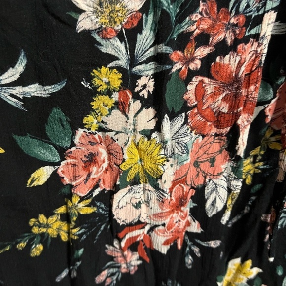 Xhilaration Floral Skirt - Black, Pink, Yellow - Picture 4 of 4